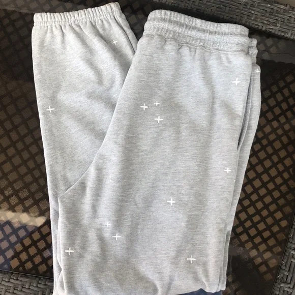 Hem & Thread Joggers - Picture 4 of 7